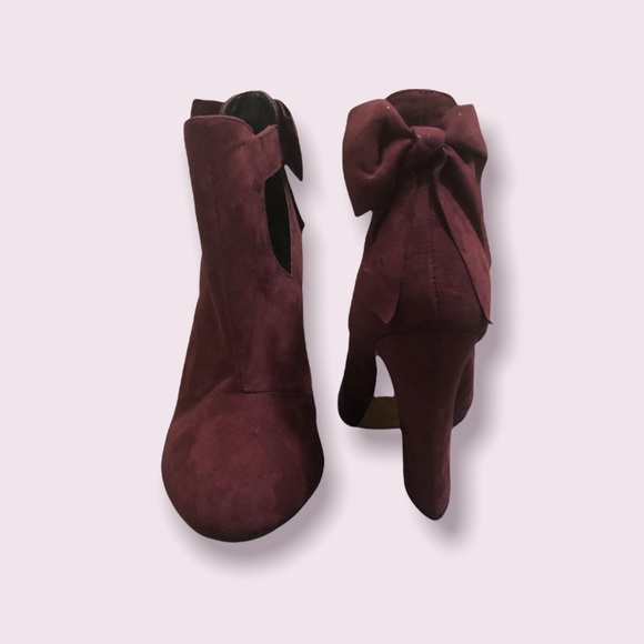 Call It Spring Bow Booties - Picture 1 of 7